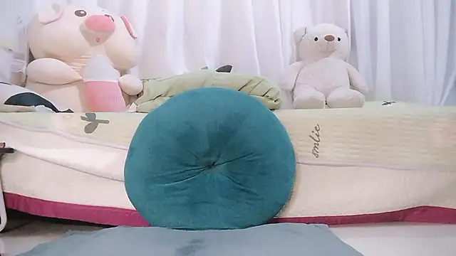 bun_bee - Bun_Bee's free webcam - UK Sex Cams