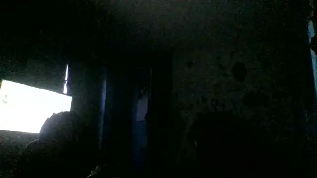 Blackkksnow live webcam show