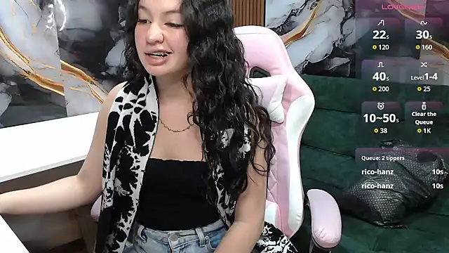 lilimini032 webcam