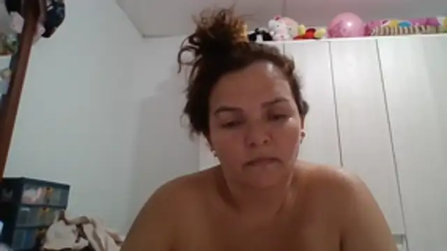 squirtlatinx webcam