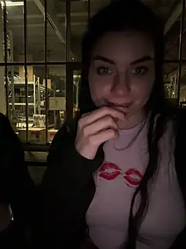 ellynora - EllyNora's free webcam - UK Sex Cams