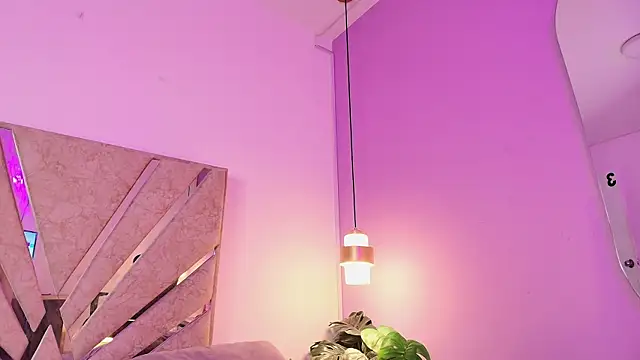 Justmia69 webcam