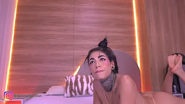 danna_berlin_ live webcam show
