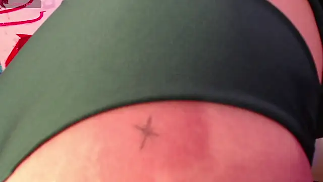 alicia_moom webcam