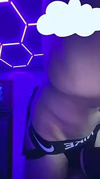 Cloudd_Kingg_Iceyyy webcam