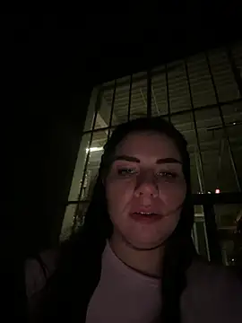 EllyNora webcam
