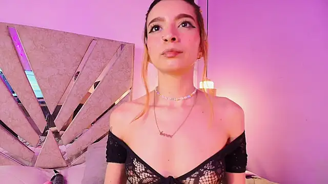 Justmia69 webcam