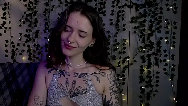 risha_laas webcam