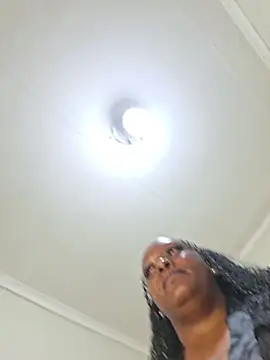 Thasha8 webcam