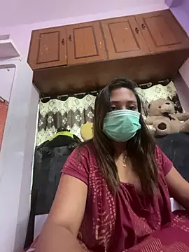 Yourhornynightmare webcam
