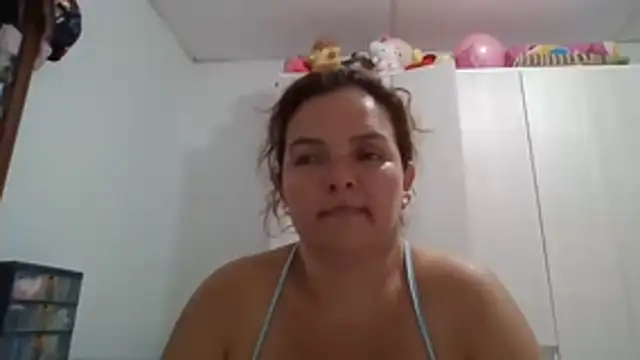squirtlatinx webcam