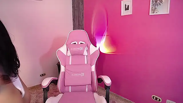 missdanger_ - Missdanger_'s free webcam - UK Sex Cams