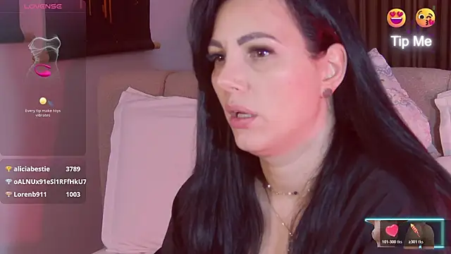 ReiyaRey live cam