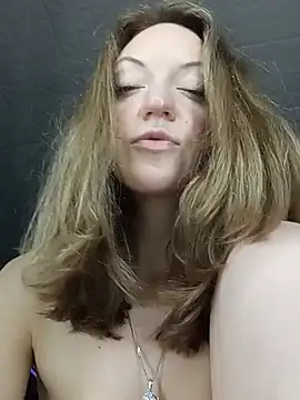 KattyLuuu webcam