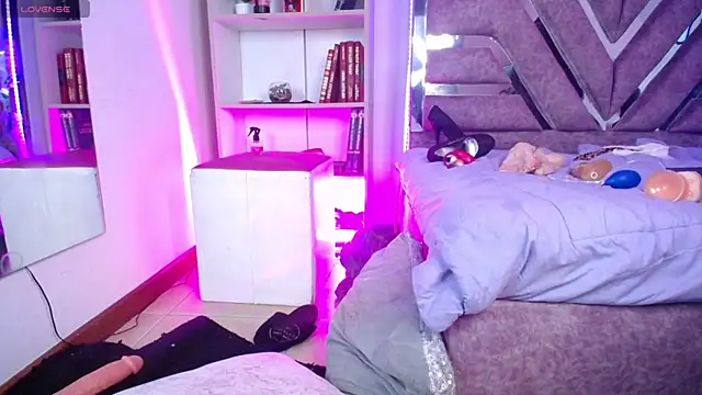 Charlotte_miles webcam