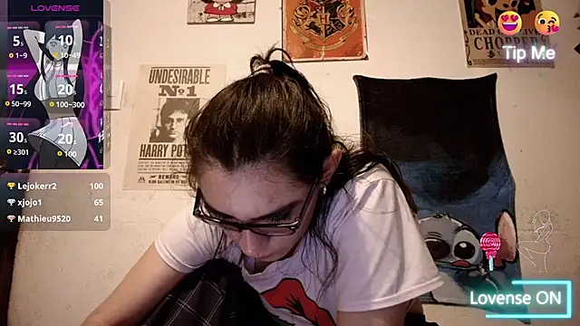 Ellaa_honey webcam