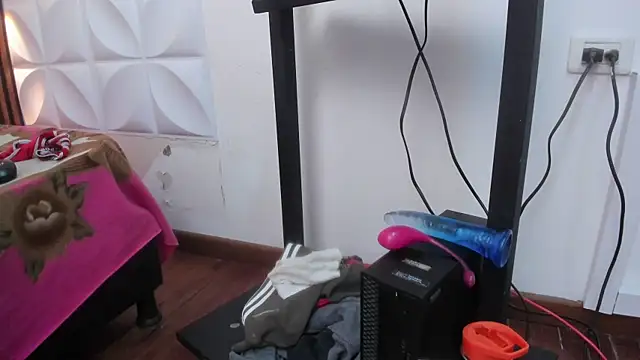 Alinna_addams_ webcam