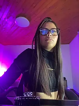 CharlooteXXX webcam