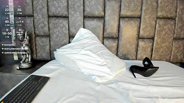 Matureyulyet live cam