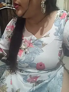 -billo (F milf) - milk in boobs