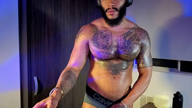 Wheeler_Green live cam on StripChat