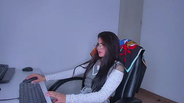 Lisegg_ live cam on StripChat