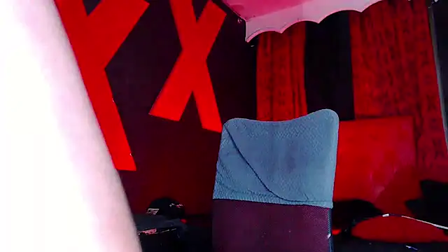 abrilbigcock webcam