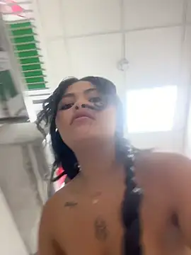 HoneyBunXXX webcam