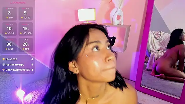chel_moon webcam