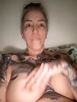 vamporasuccubus19777 webcam