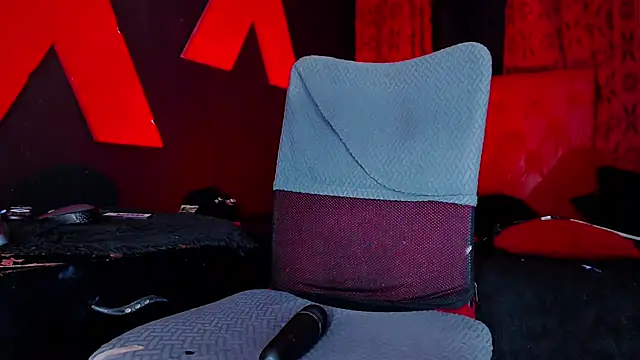 abrilbigcock webcam