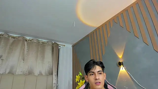 TaylerCruz webcam