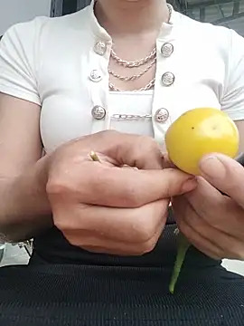 belle_hi (F young) - I hope everyone can help