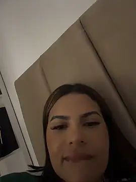 Irina_Velvett webcam
