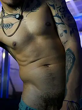AlphaMasterXxx webcam