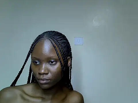 Ayla_lyra webcam