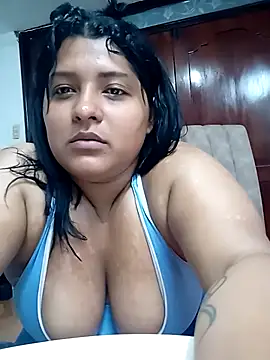 amyiber webcam
