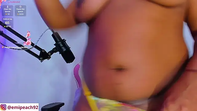 samanthaabloom live cam on StripChat