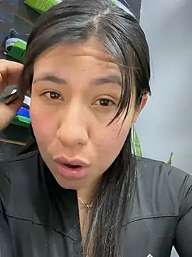 kim_monti webcam