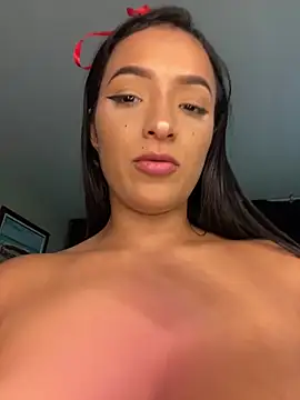 SaharQamar live cam