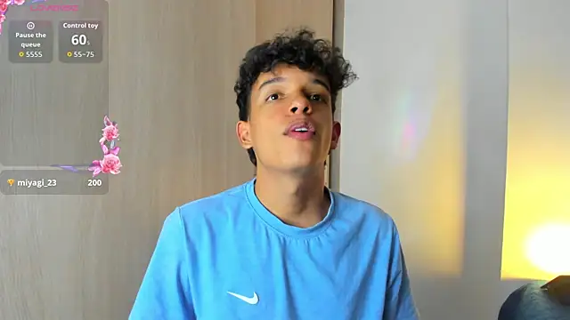 Maxfrost1 webcam