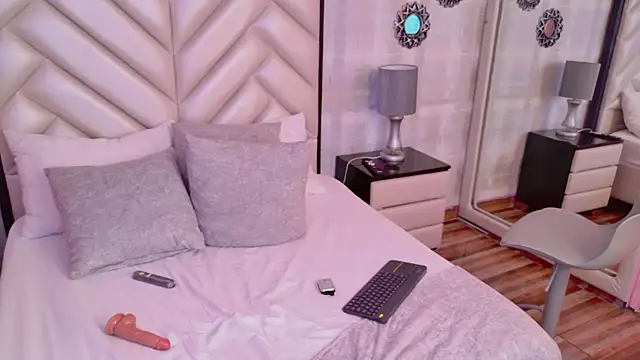 CataScoth live cam on StripChat
