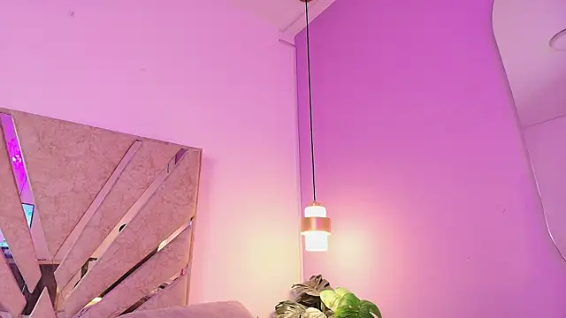 justmia69 - Justmia69's free webcam - UK Sex Cams