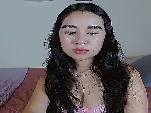 SiennaLorens webcam