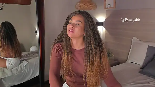 nayah__ live webcam show