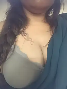Miss_sruthi live webcam show