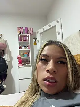 Mia_Rosee1 webcam