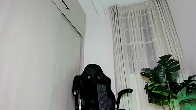 Biscuit_oliva webcam