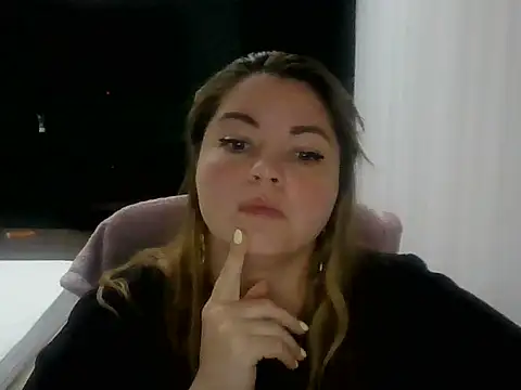 cute__cherry webcam