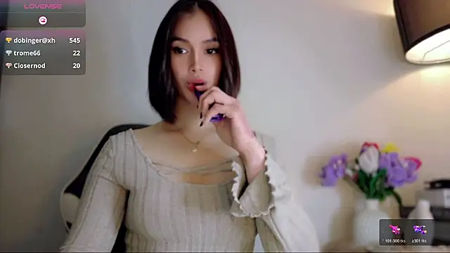 Anna_HollyDoll webcam